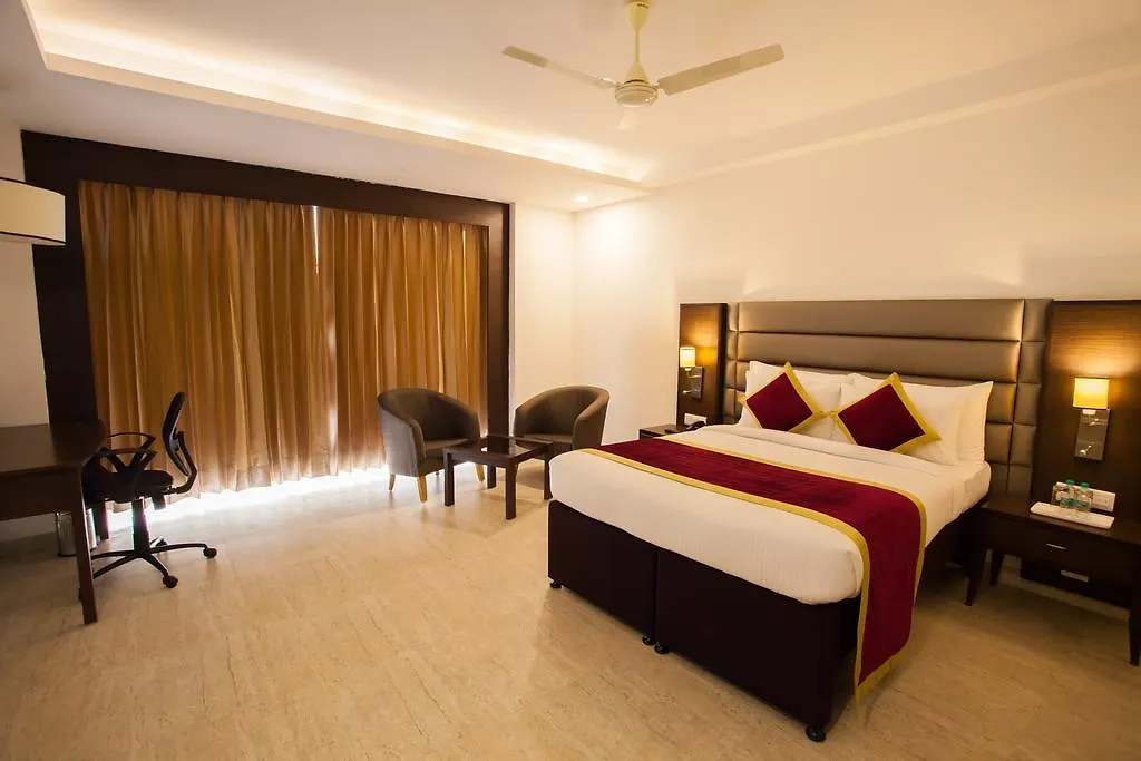 Hotel Velvet Clarks Exotica Zirakpur