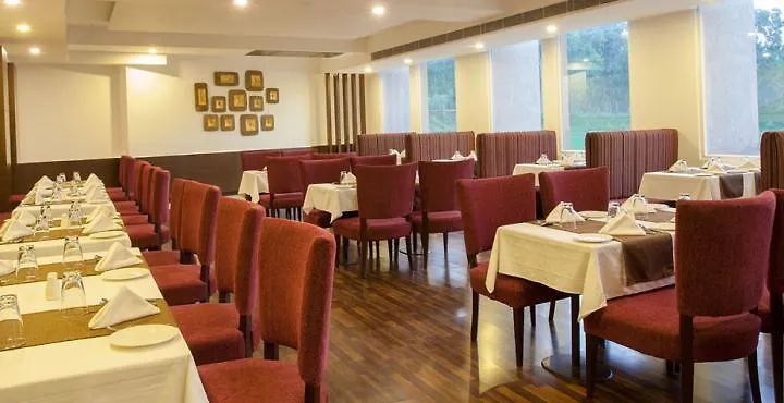 Velvet Clarks Exotica Hotel Chandigarh 4*,  India
